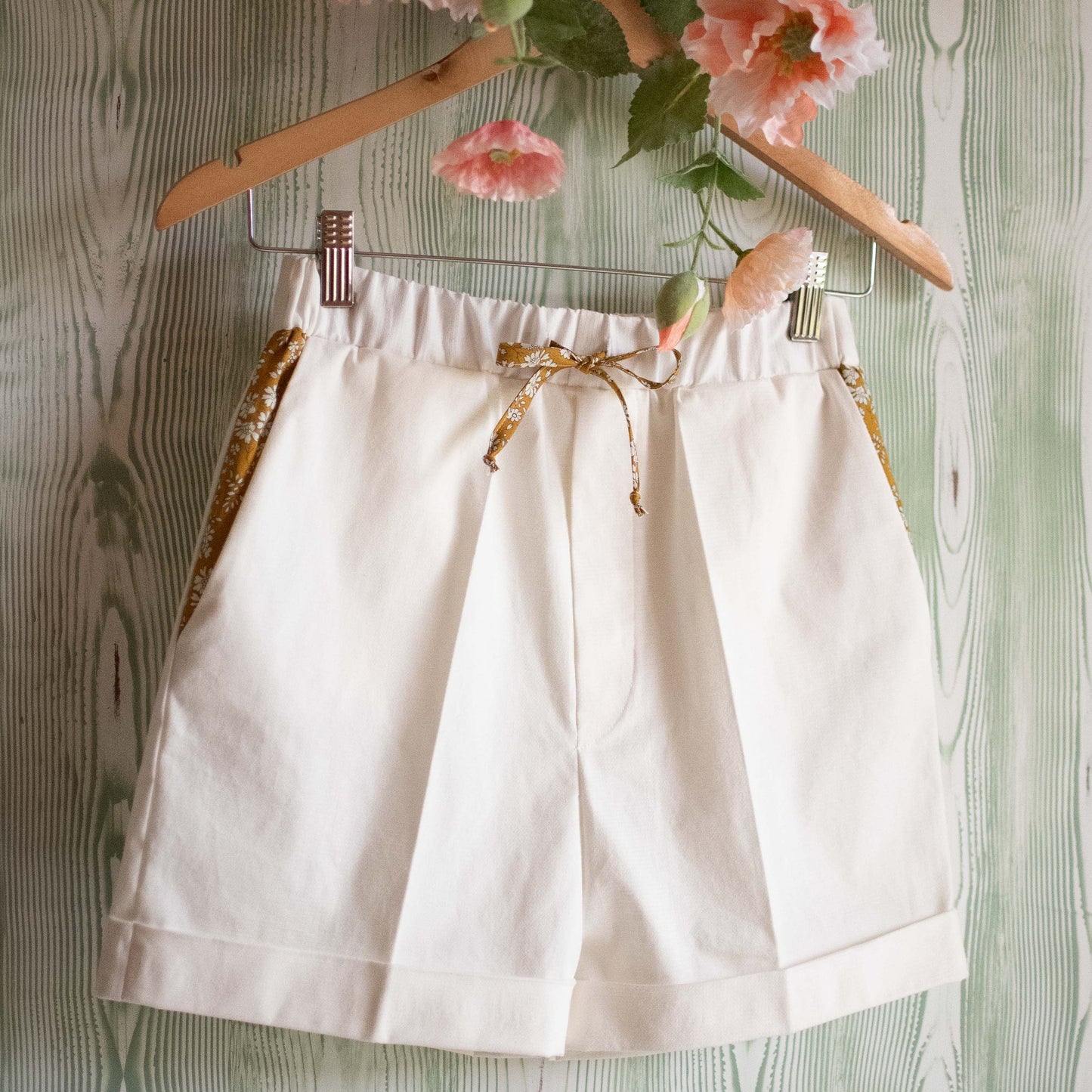 PANTALONCINO BAMBINA CHIC_GIALLO